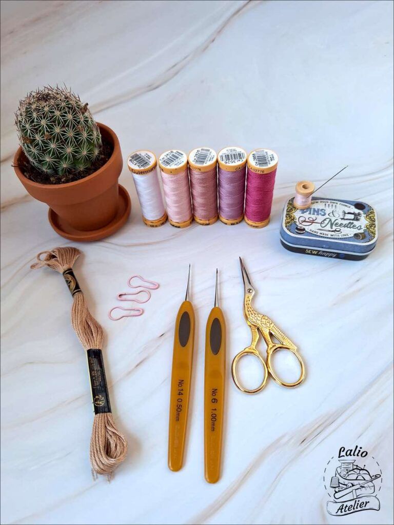 Micro crochet materials
