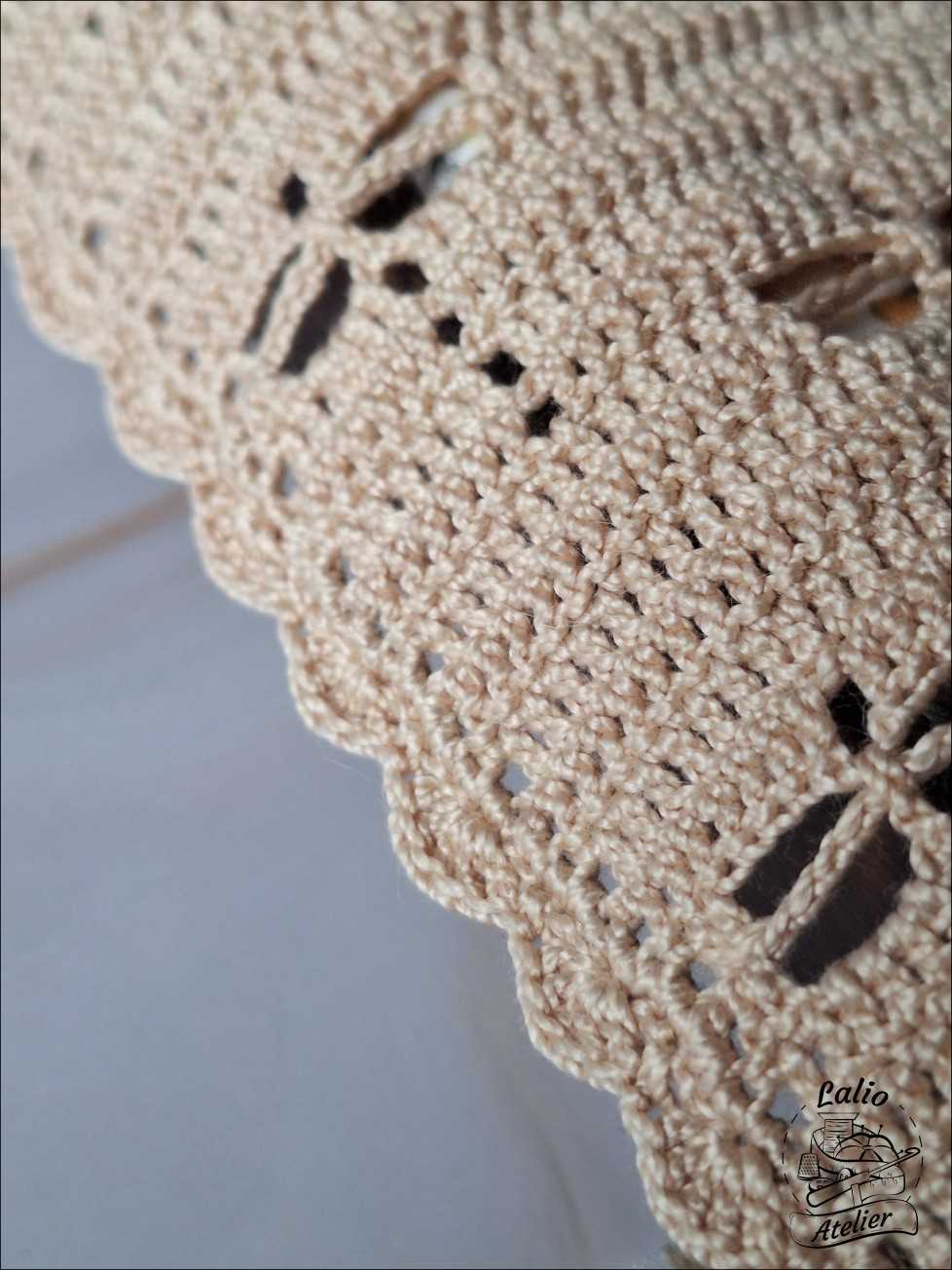 Mikro-Häkel-Bettdecke mit Libellemotiv